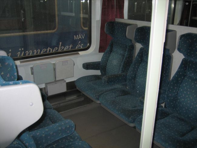 はじめてのコンパートメント！！<br /><br />ハリーポッターみたい！<br />（・・・国が違うって？）