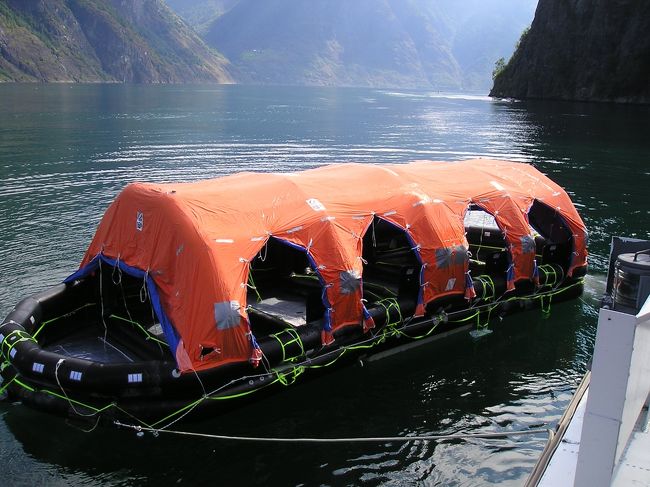 これも何かのアトラクションなのかと思っていたら･･･<br /><br />どうやら、そんなのんびりしたものではないらしい。