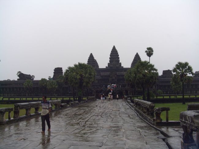 帰りに雨がふりはじめました。