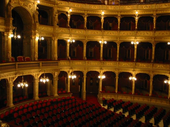 ブダペスト国立歌劇場の中。