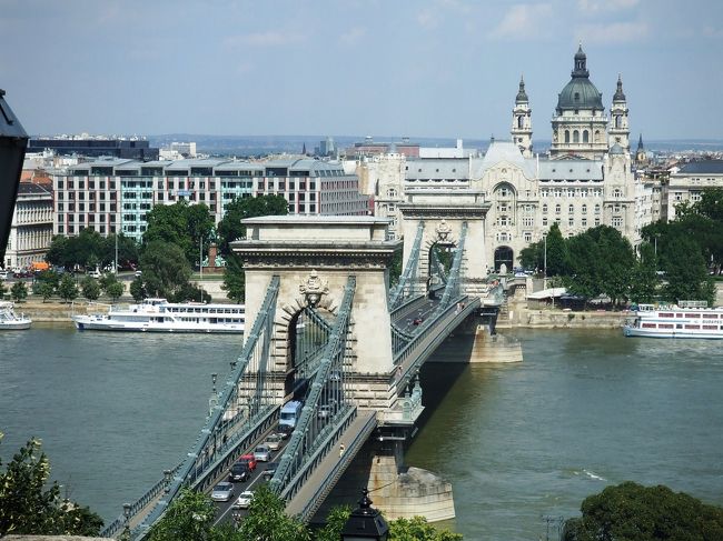 ケーブルカーからのくさり橋。