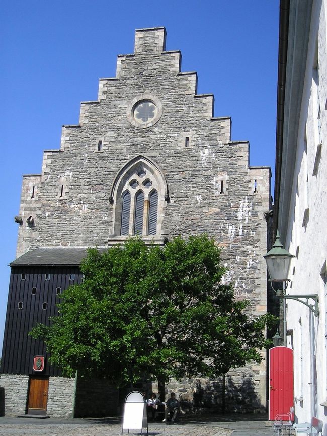 ホーコン王の館<br /><br />ベルゲンカードで入館<br />（なければ30NOK)