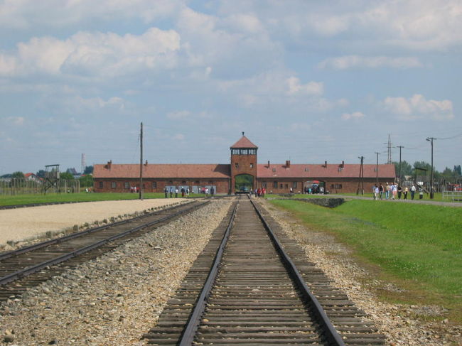 死のワンウェイトラック<br />