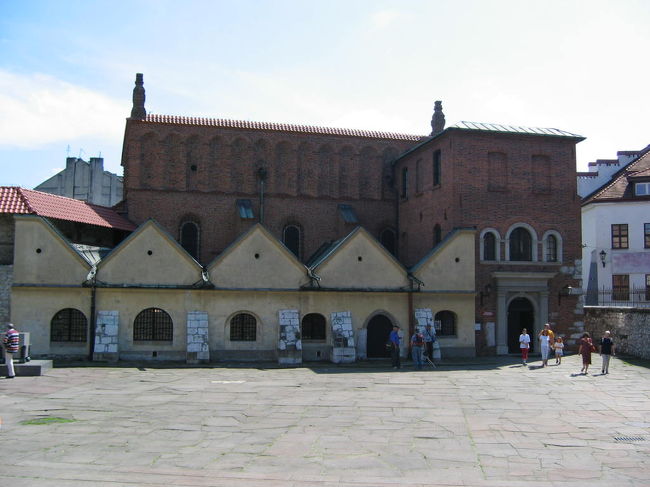 ゲットーのシナゴーグへ。<br />ユダヤ人の迫害は何もナチスから始まったわけではなく、ヨーロッパの歴史には必ずユダヤ人の迫害が含まれている。