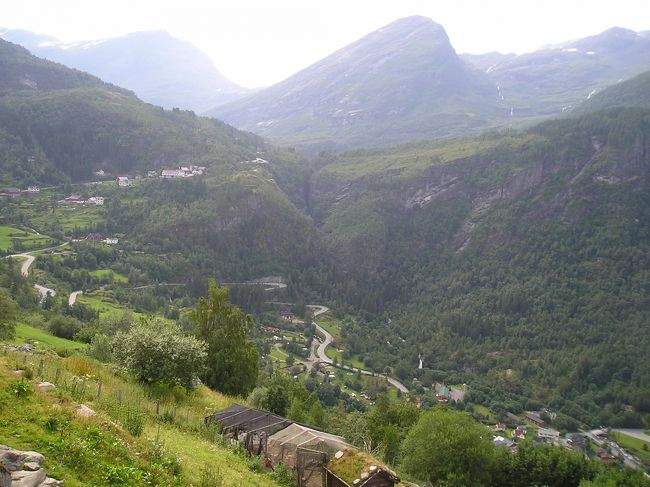 上れば上るほど、いい風景が広がるのです。<br /><br />「ここの地図を教えてくださって、ほんとにありがとう！！」