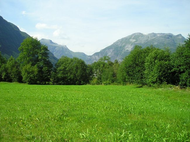 ホテル前に帰ってきました。