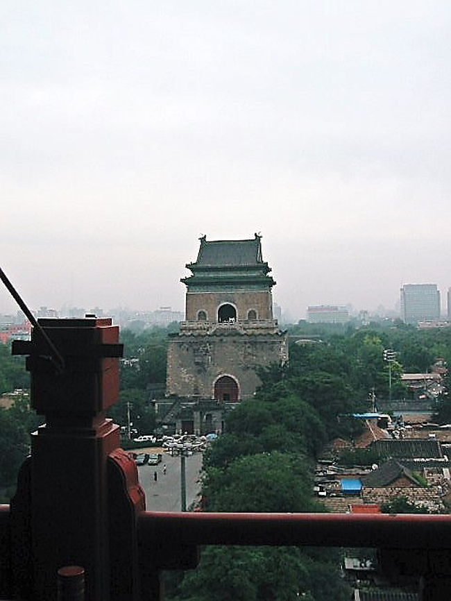 鼓楼から北にある鐘楼。<br />中には大きな鐘が下がっています。