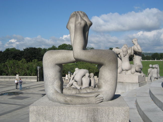 ヨガのポーズでありそうな、、、