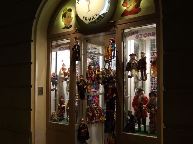 マリオネット屋さん。<br />