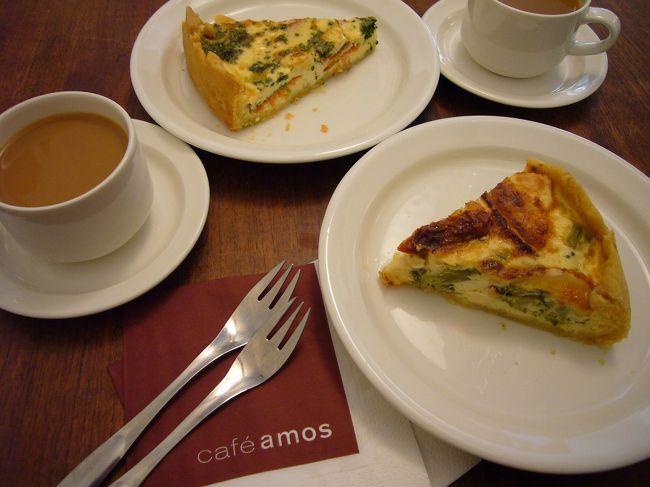 5日目。<br />ヘルシンキカードの期限が迫ってきたので、急ぎアテネウム美術館へ。ここが意外にヨカッタ！<br />ムンクやゴッホの作品も展示されてました。<br />その後アモスアンダーソン美術館に併設されているカフェアモスでコーヒータイム☆