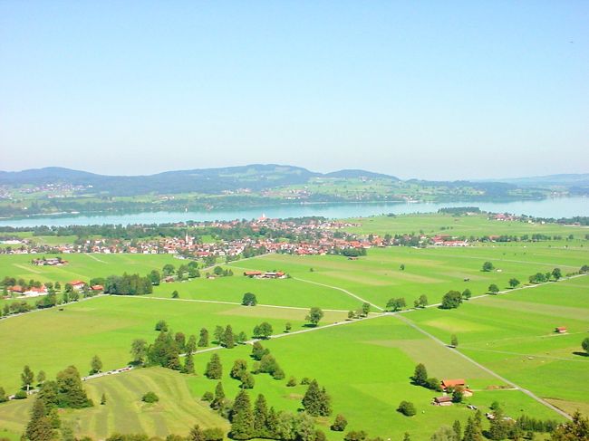 【城窓から見た景色】<br /><br />窓からは、このような<br />美しい景色をいろいろと<br />見ることができます。<br /><br />