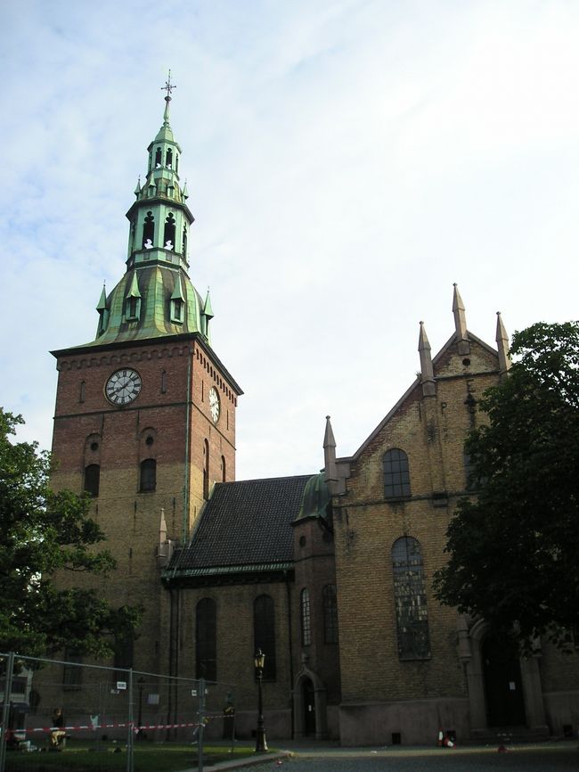 オスロ大聖堂<br /><br />現在修復のため閉館中