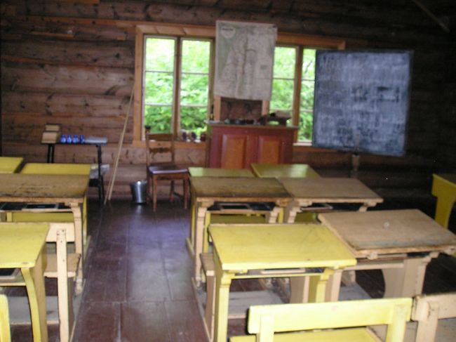 ノルウェー民俗博物館<br /><br />学校の教室内のようです