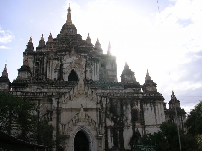 タビィニュ寺院