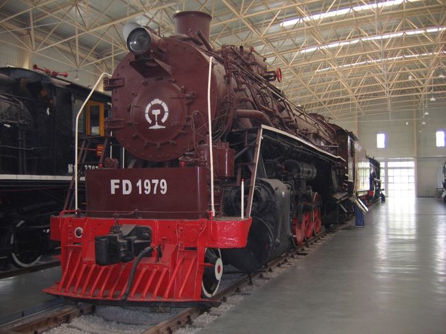 他にもたくさん蒸気機関車が展示されているのですが、中でも気に入ったのがこちら。1931年旧ソ連製。