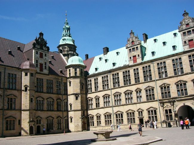 クロンボー城<br />シェークスピア「ハムレット」の舞台となったお城！