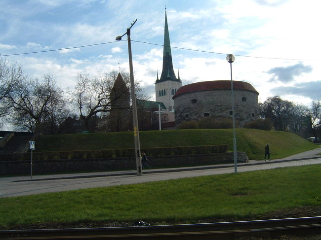 タリンともこれでお別れです。大変美しい街でした。<br />また行きたいな。