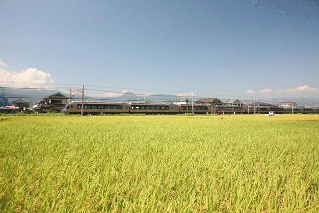 ロマンスカー３００００系(EXE)<br />