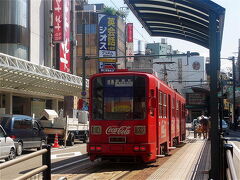 サンダーバードの４倍の時間を掛けて福井駅前に到着。

しかし、途中の揺れは凄まじい。
線路が悪いのに結構飛ばすんです。