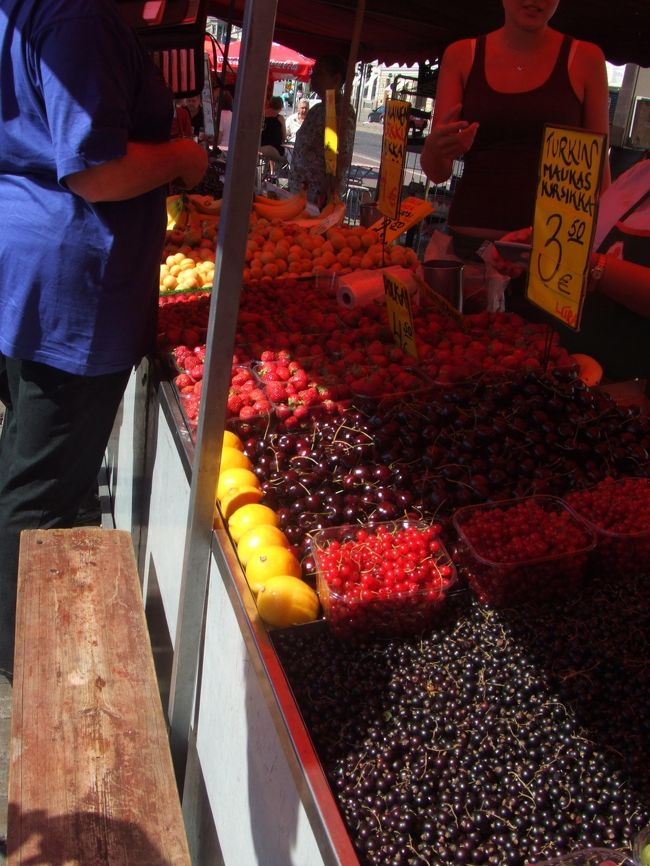 北欧ならでは？ベリーがいっぱい！<br />ちなみに森のベリーはどこでも摘み放題。