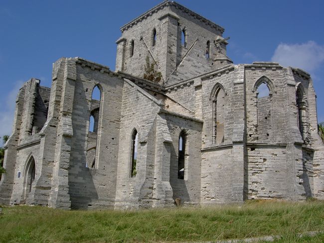 〜教会跡地〜<br />坂をのぼった眺めの良い所に建っています。<br />教会の跡地を見たのは初めてで、とても感動しました。