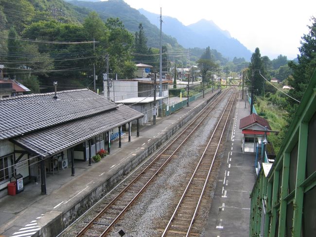 川原湯温泉駅。はじめて来ましたがとても味のある駅舎だと思います。