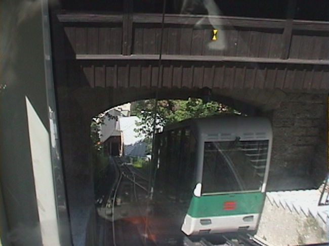 ザルツブルクはモーツアルトの街です。<br />モーツアルトの生家やレジデンツ広場周辺を散策した後、ホーエンザルツブルグ城へはケーブルカーで向かいます。