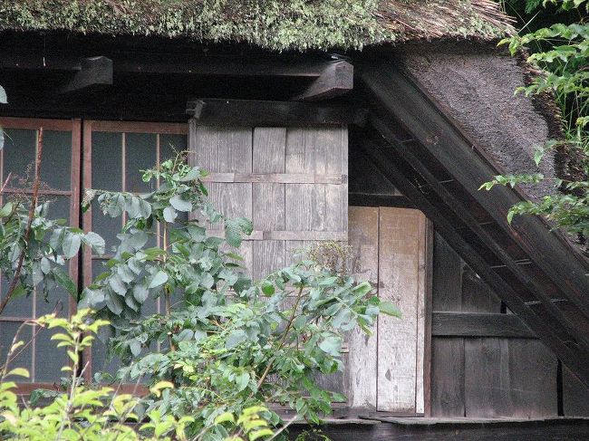 このままに残して欲しいような古びた姿<br /><br />それでは維持が難しいのでしょうね。<br />