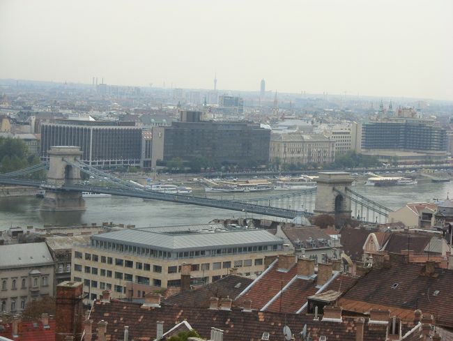 くさり橋も見えます。