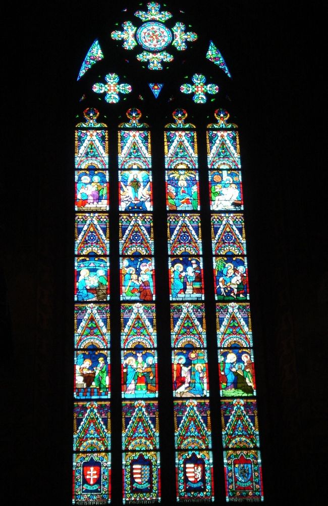 ステンドグラス<br />綺麗ですね！