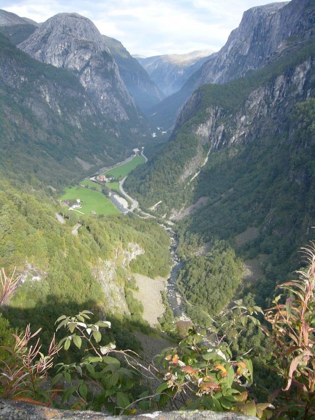 しばらくすると、スタルハイム・ホテルで一旦写真タイムがありました。<br /><br />