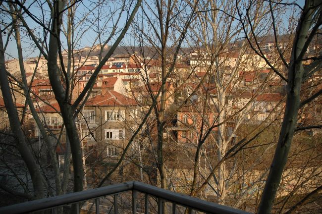 ホテルから眺めた朝の景色です。夕方とはまた異なった風情をかもし出しています。