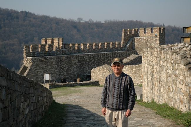 ツァレベッツの丘で記念写真。