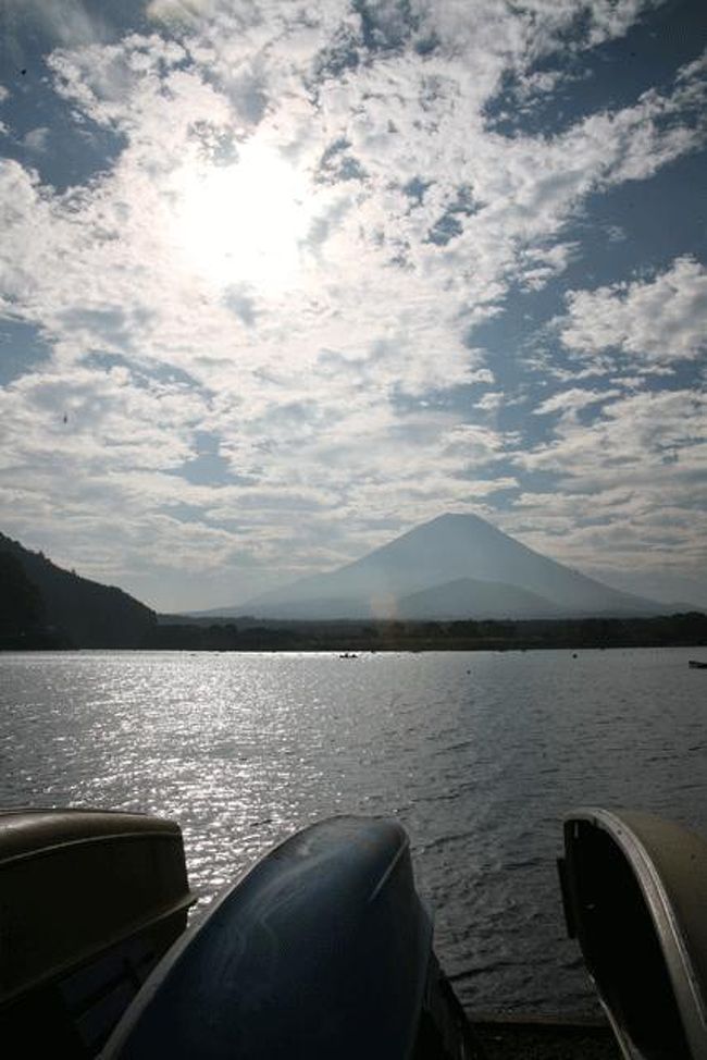 湖畔に降りて。