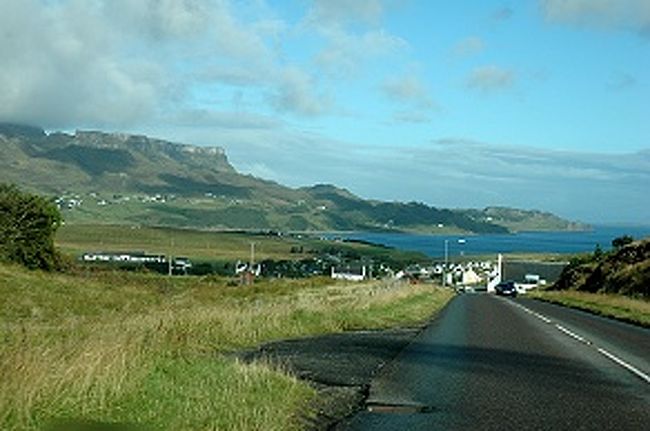 キルト・ロックをあとに、更に北上。<br /><br />別にスカイ島の見所という訳じゃない海辺にもちょっと寄り道してみます。