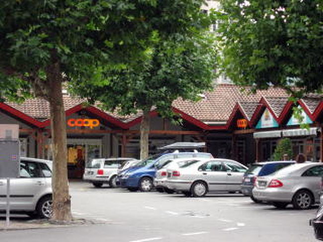 coop発見！<br />入りたいなーでも時間ないなー(泣）<br />スーパー見たいよぉ〜