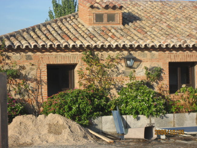 トレドのパラドールは今あちこち工事中でした。