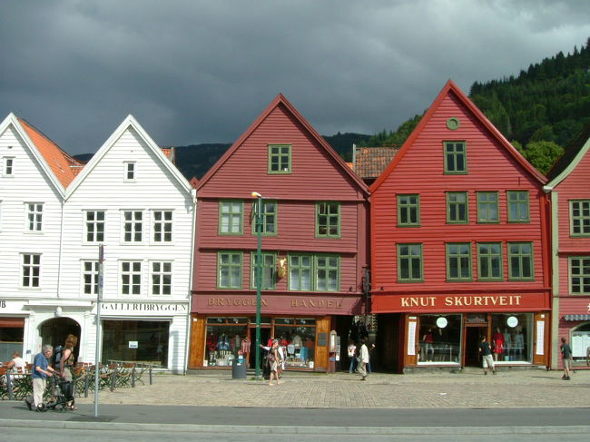 ブリッゲン地区の木造建物<br />ユネスコの世界文化遺産に登録されているようです。