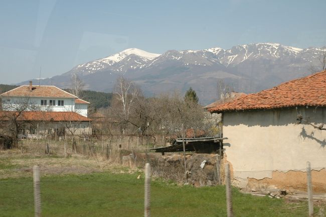 バルカン山脈の麓にある農家です。
