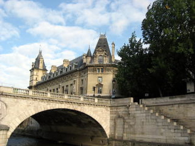 サンミッシェル橋