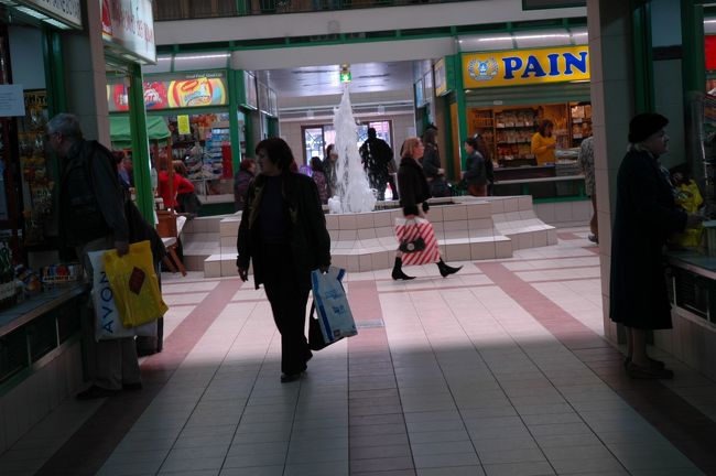 セントラル・ハリの１階には噴水も見られます。