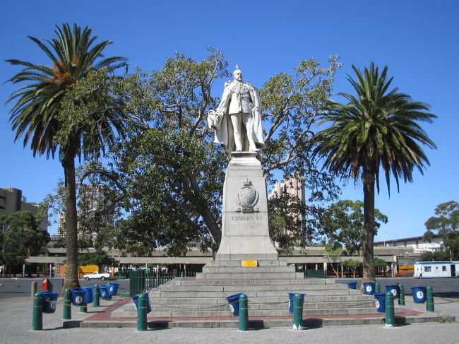 普通なおかげで、ジャパニーズも普通に町歩き出来るん助かりますが。<br />ただ、広いからかなり疲れるのが問題。