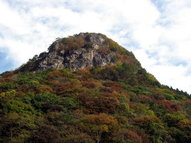 作並温泉を出発<br />仙台中心部方向に進みます<br /><br />高いところは紅葉が始まっています