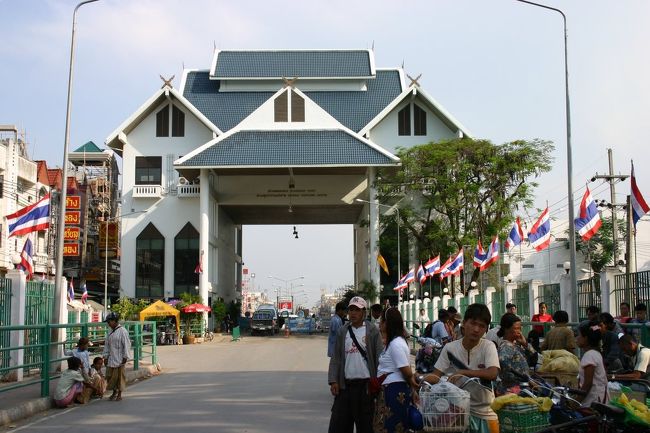 タイの国境ゲート。
