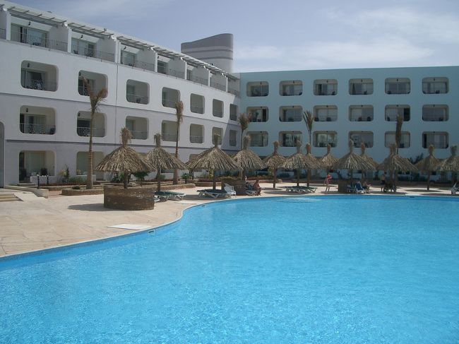 客室のバルコニーも、客船みたいな造りになってるの。