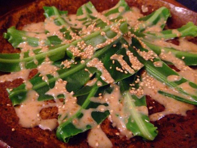 謎の植物、オオタニワタリ。<br />ちょっとねばりがあるけど、癖がなくておいしい。<br /><br />（後に西表島のジャングルに自生する原形を見て驚愕します。笑）