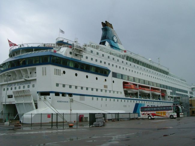 いよいよオスロともお別れです。１７時発のパール･オブ・スカンジナビア号に乗り、翌朝９：１５にデンマークのコペンハーゲンに到着予定です。<br />初めての船旅でワクワクします。