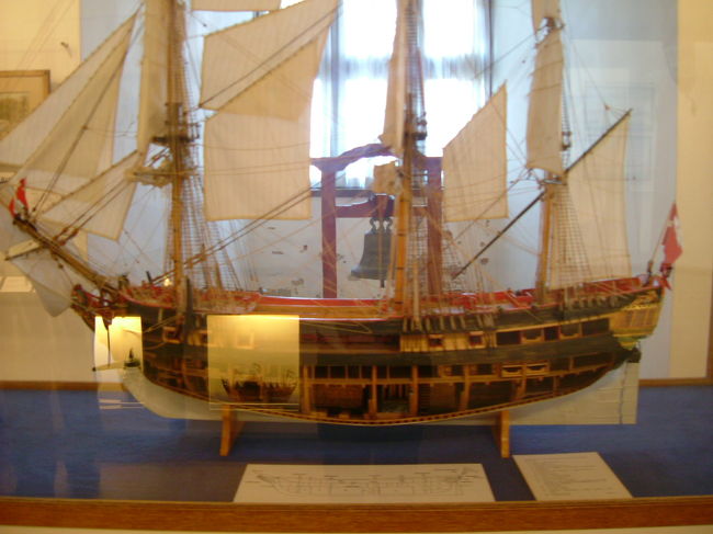 模型や船内の様子が再現されていて、なかなか面白いです。