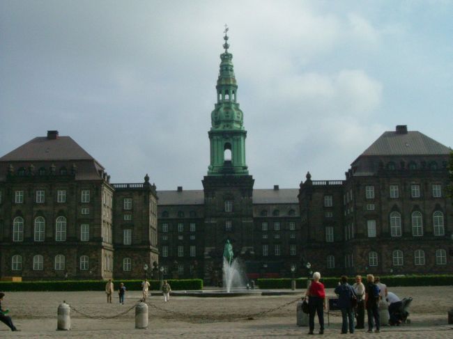 クリスチャンボー城<br />コペンハーゲン発祥の地で、現在は国会議事堂や女王の謁見の間として利用されているそうです。