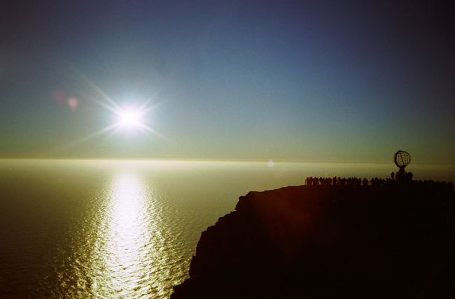 ノールカップの夕日<br />午後11時45分ぐらいの太陽